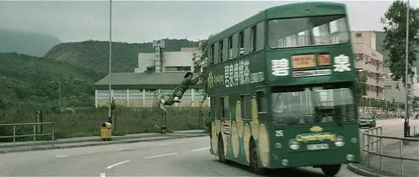 Taking the bus in Police story