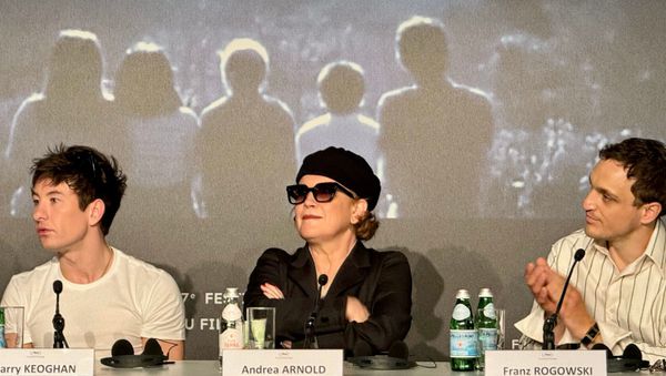 Barry Keoghan, Andrea Arnold and Franz Rogowski in Cannes