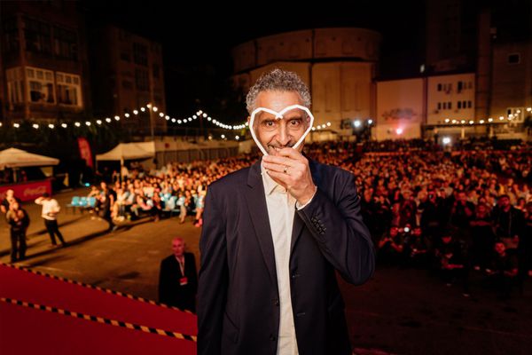 John Turturro with his Heart of Sarajevo award